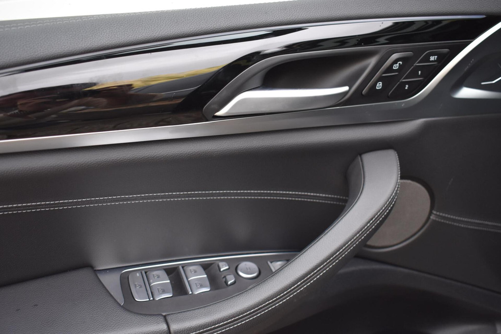 BMW iX3 (L952LP) met abonnement