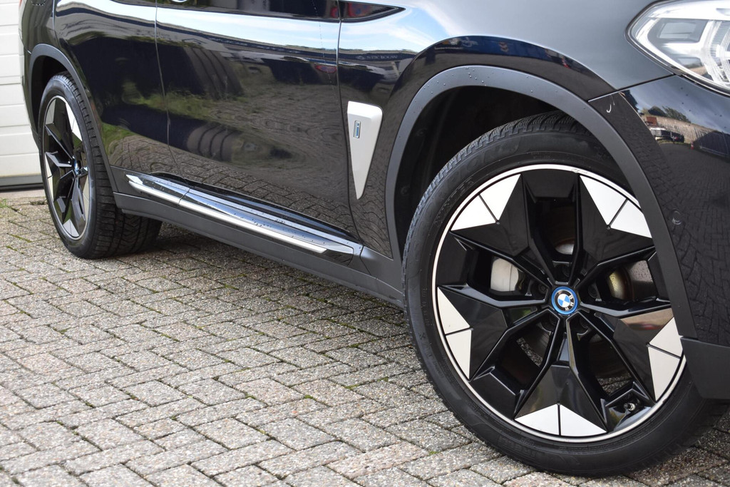 BMW iX3 (L952LP) met abonnement