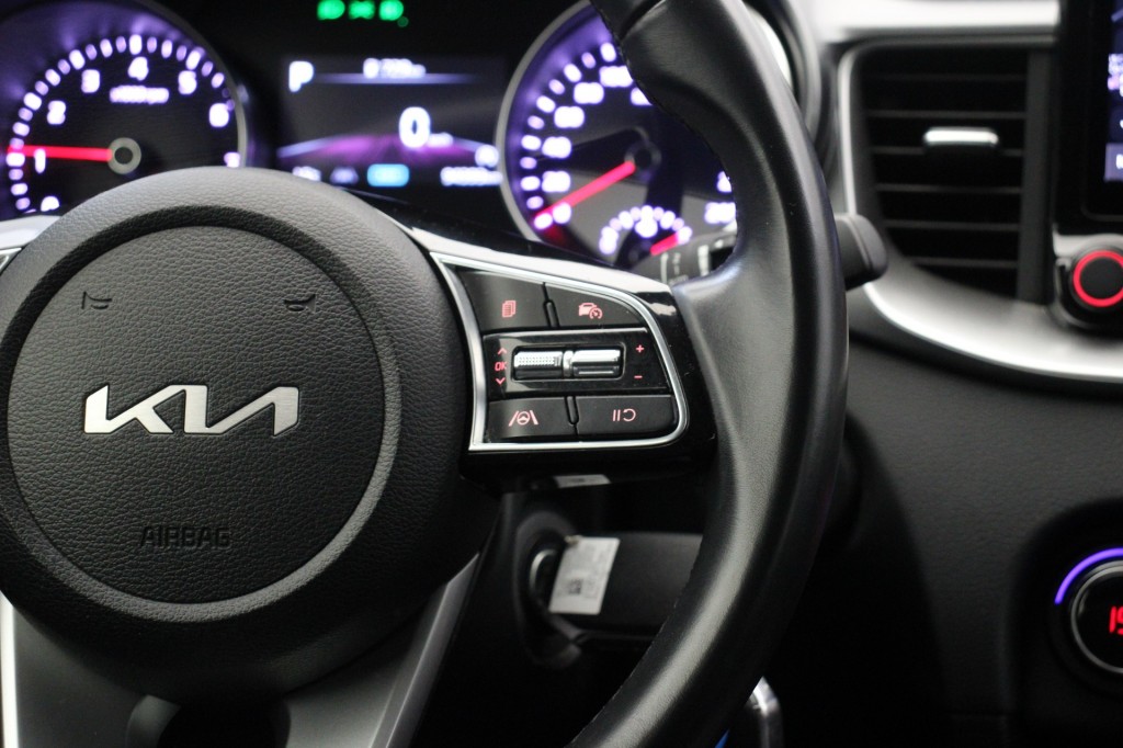 Kia Ceed (R063BG) met abonnement