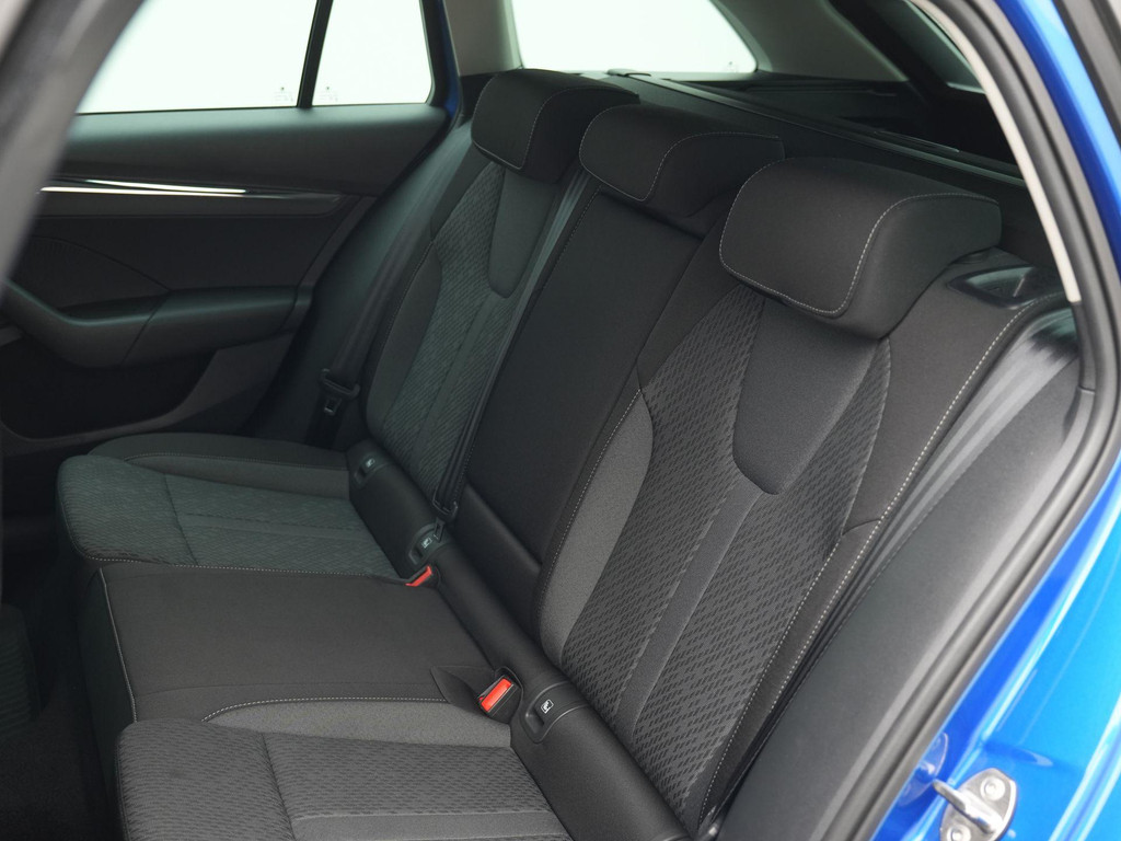 ŠKODA Octavia (KTD37L) met abonnement