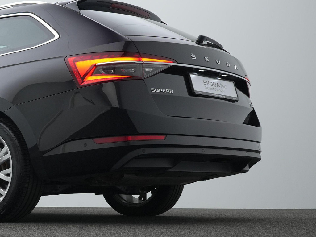 ŠKODA Superb (KTV81X) met abonnement