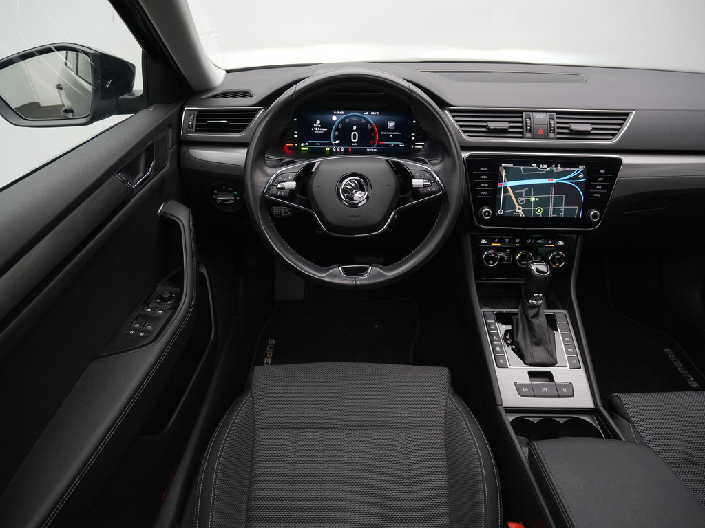 ŠKODA Superb (KTV81X) met abonnement