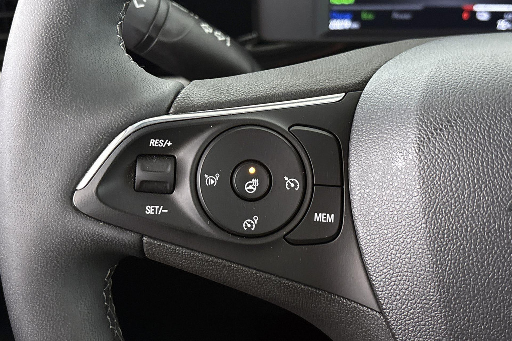 Opel Mokka-e (KZX36P) met abonnement