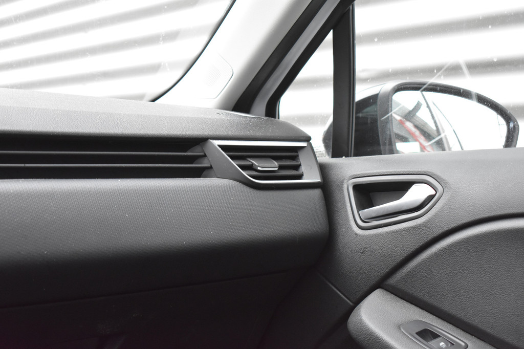 Renault Clio (R664NN) met abonnement