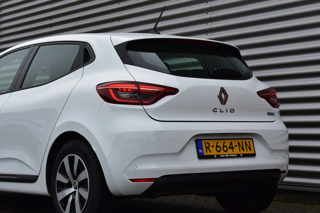 Renault Clio (R664NN) met abonnement