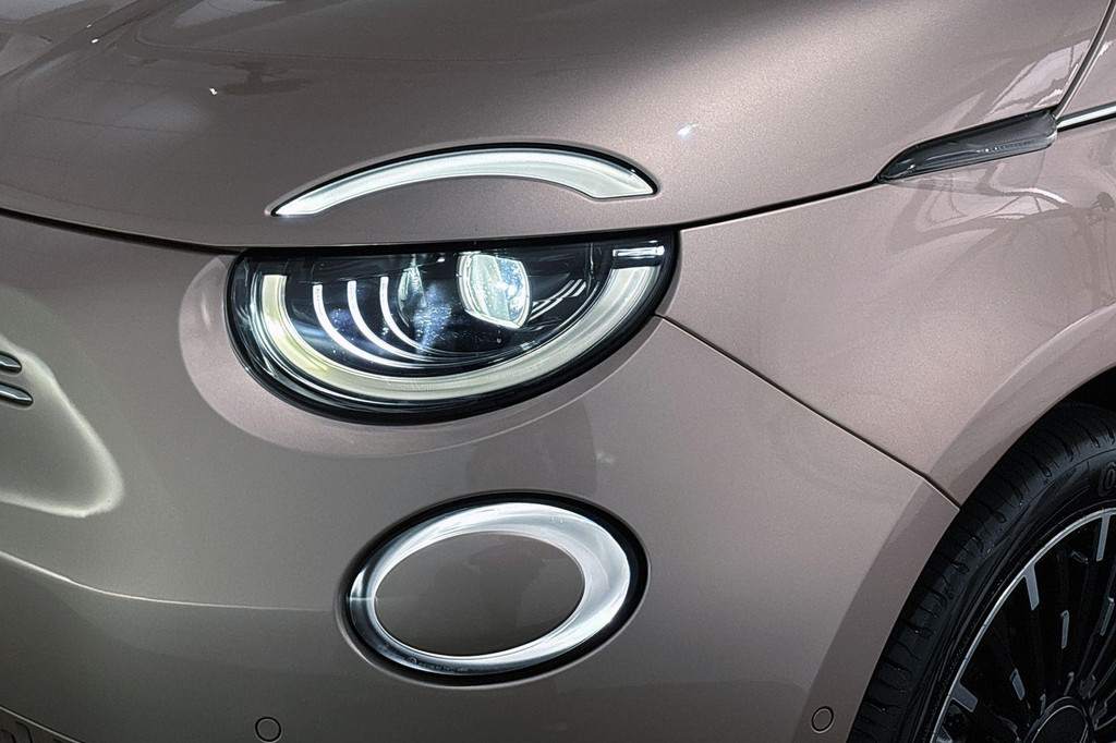 Fiat 500C (KZX40P) met abonnement