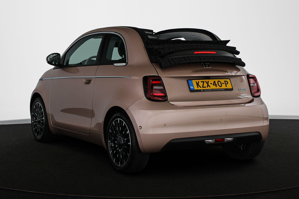 Fiat 500C (KZX40P) met abonnement