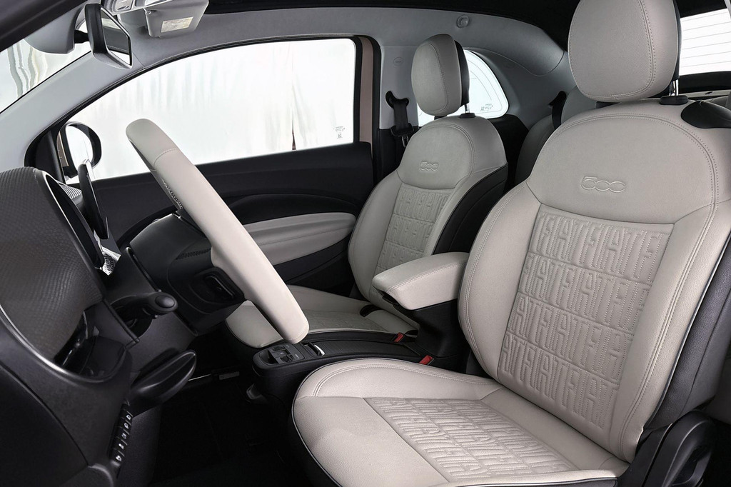 Fiat 500C (KZX40P) met abonnement