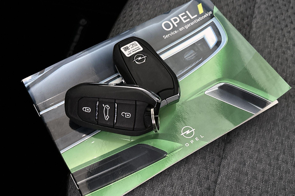 Opel CORSA-E (GHG28K) met abonnement