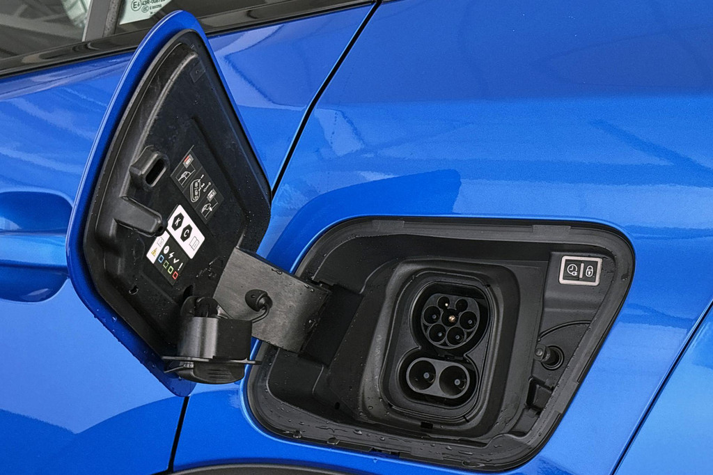 Peugeot e-2008 (L340JX) met abonnement