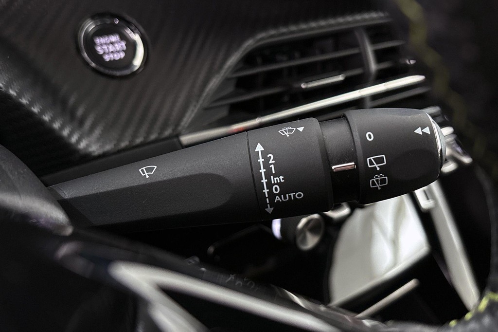 Peugeot e-2008 (L340JX) met abonnement