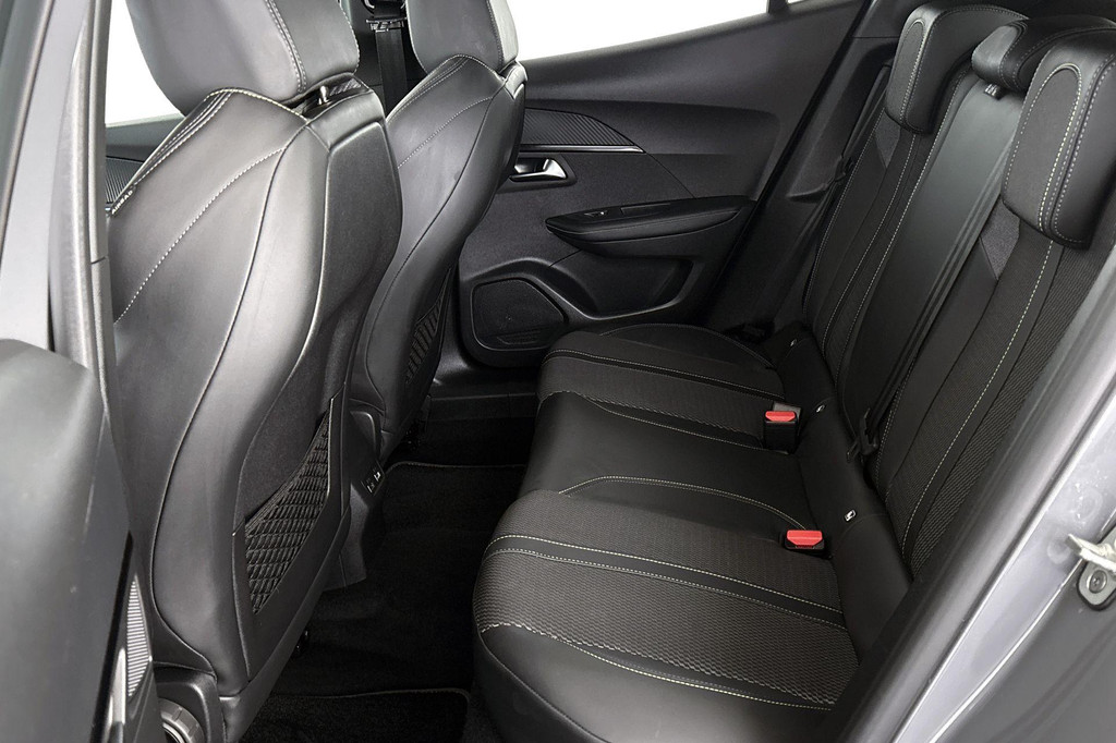 Peugeot e-2008 (GPK75K) met abonnement