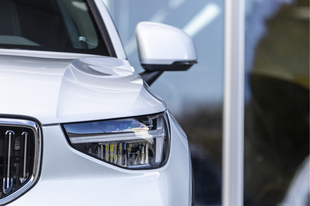 Volvo XC40 (KTZ17Z) met abonnement