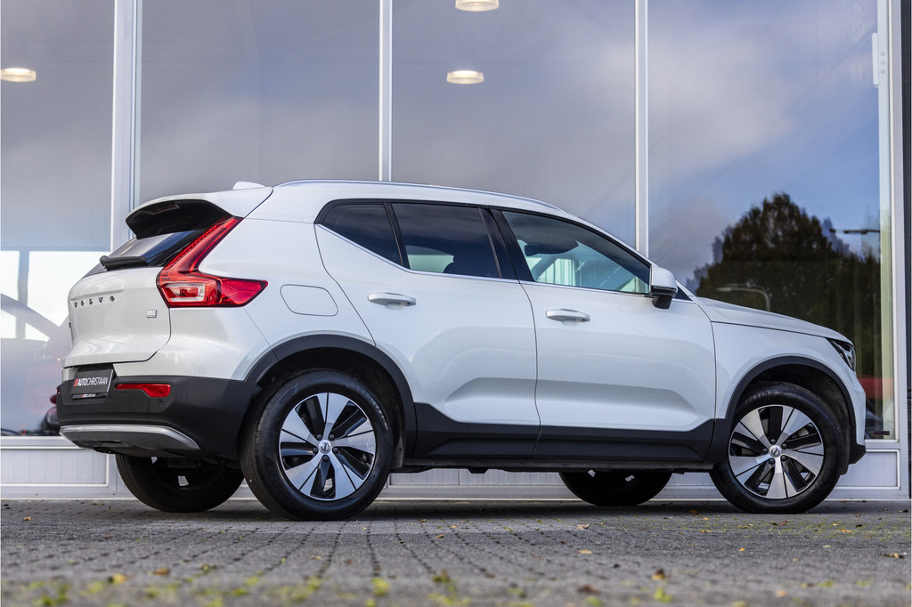 Volvo XC40 (KTZ17Z) met abonnement