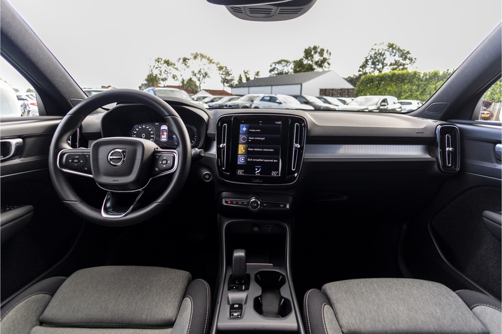 Volvo XC40 (KTZ17Z) met abonnement