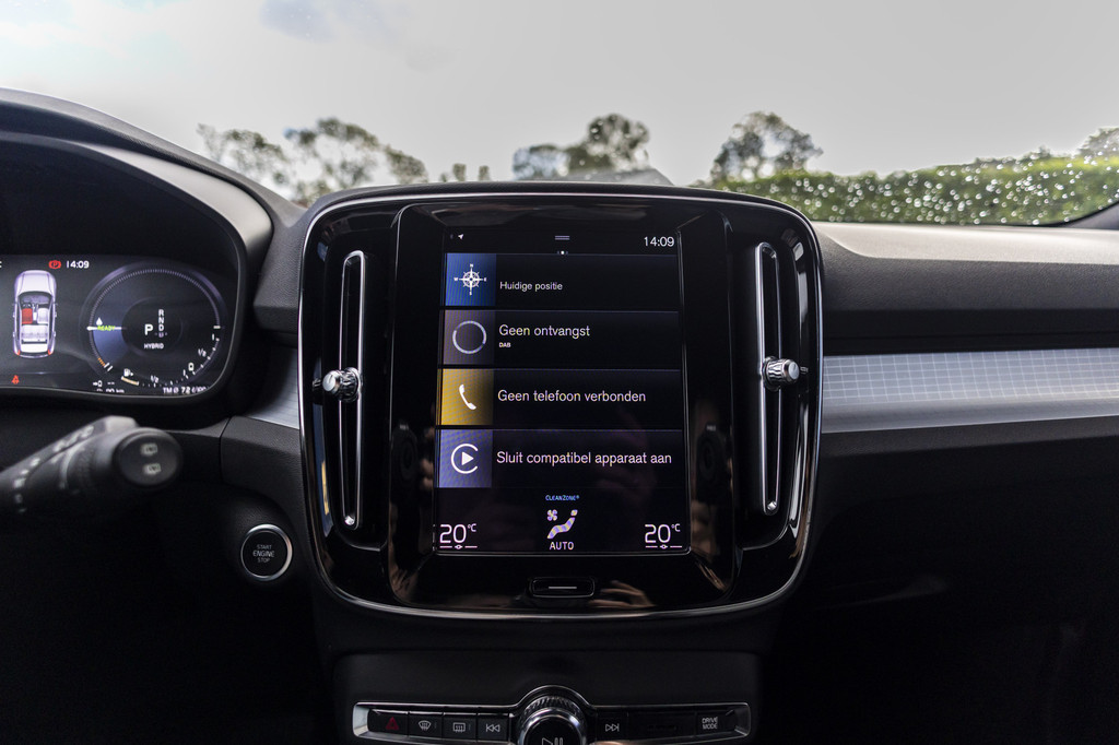 Volvo XC40 (KTZ17Z) met abonnement