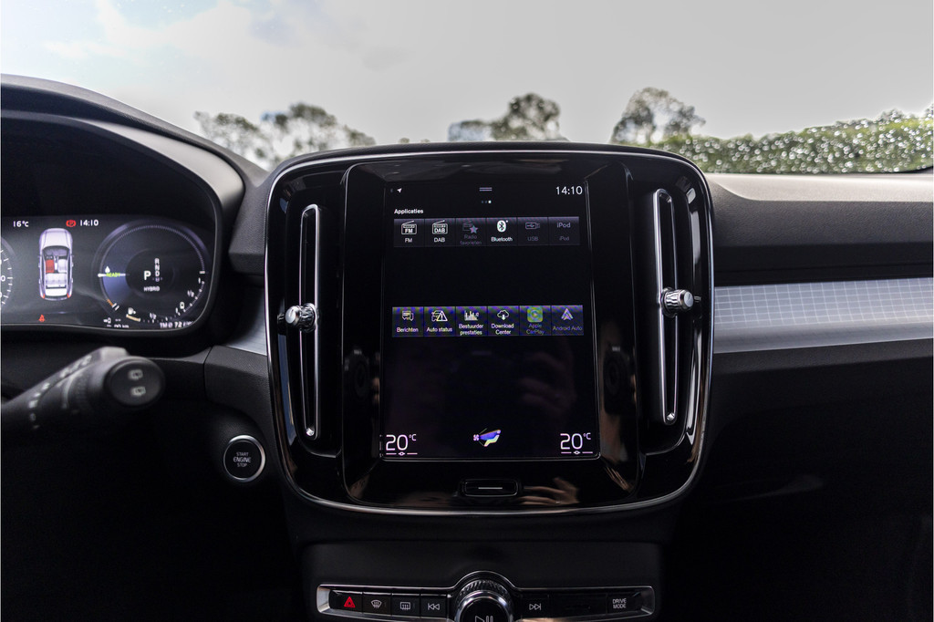 Volvo XC40 (KTZ17Z) met abonnement