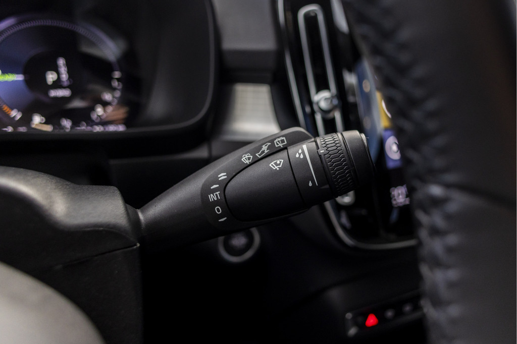 Volvo XC40 (KTZ17Z) met abonnement
