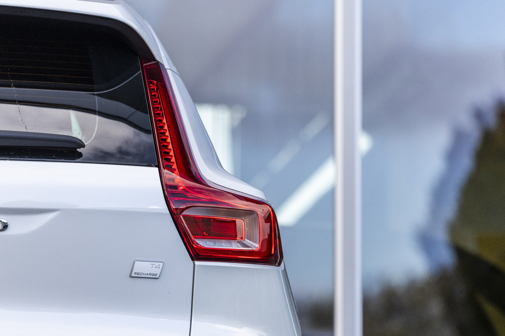 Volvo XC40 (KTZ17Z) met abonnement