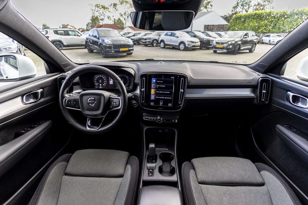 Volvo XC40 (KTZ17Z) met abonnement