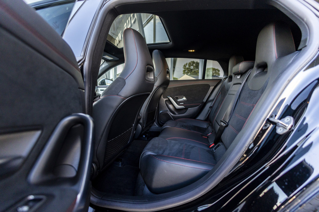 Mercedes-Benz CLA-Klasse (R685FG) met abonnement