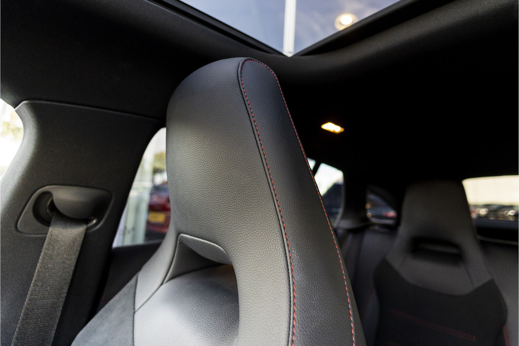 Mercedes-Benz CLA-Klasse (R685FG) met abonnement