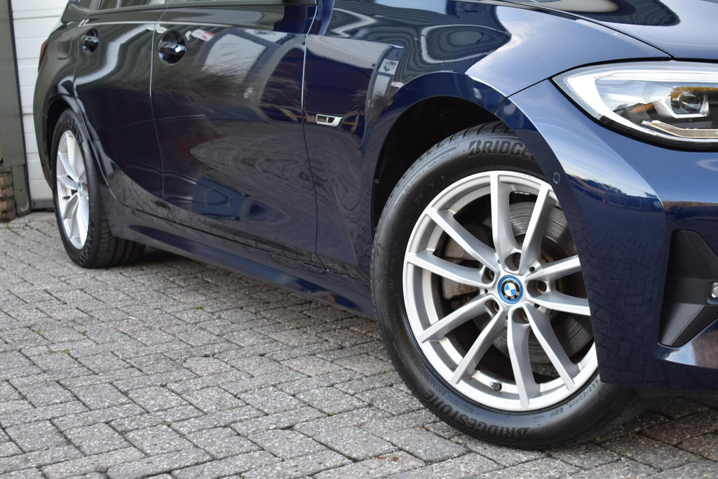 BMW 3 Serie touring (P595BR) met abonnement