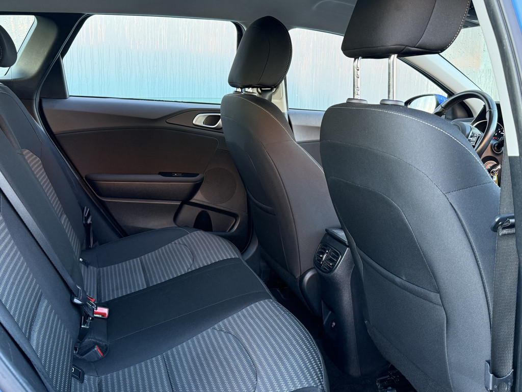 Kia Ceed Sportswagon (R182RB) met abonnement