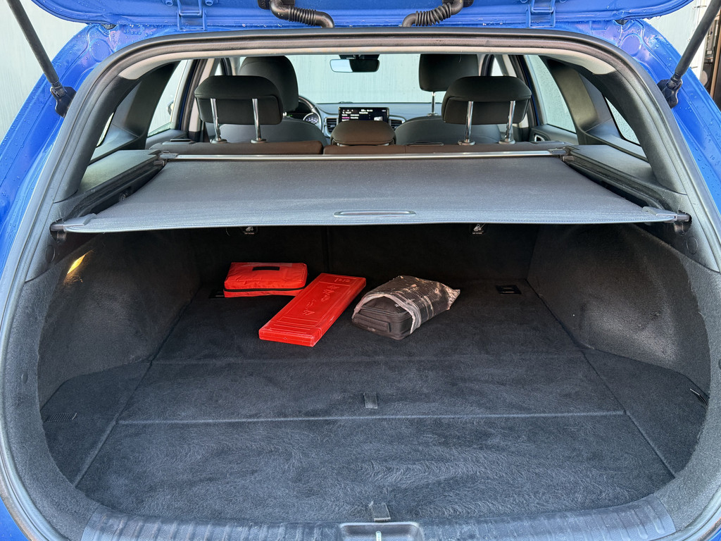 Kia Ceed Sportswagon (R182RB) met abonnement