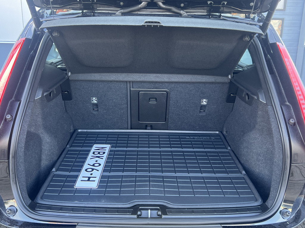 Volvo XC40 (NBK96H) met abonnement