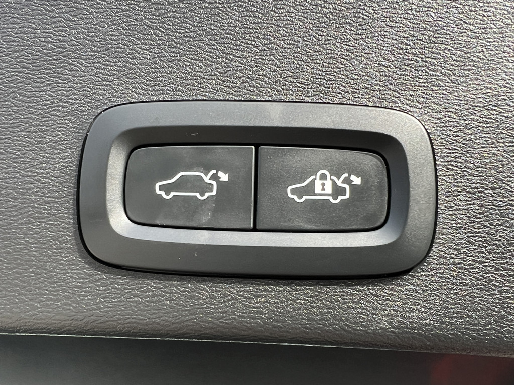 Volvo XC40 (NBK96H) met abonnement