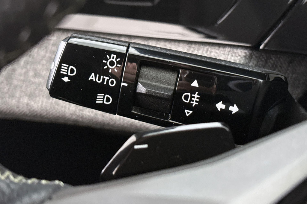 Peugeot 3008 (NBJ95X) met abonnement