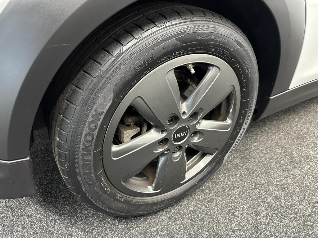 MINI 3-Deurs (N299RR) met abonnement