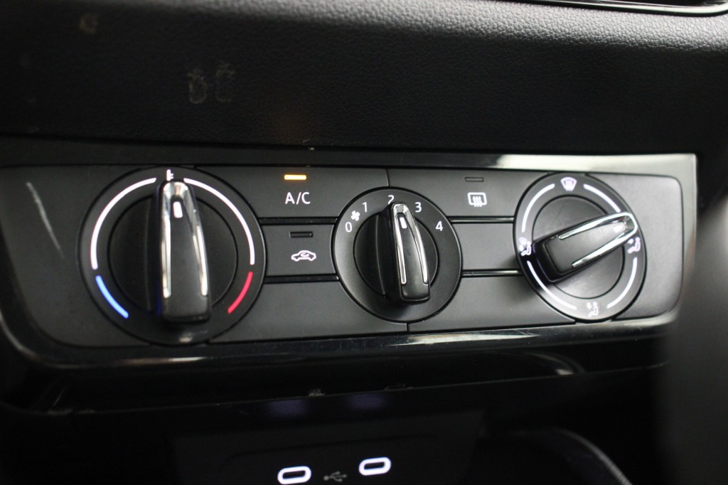 ŠKODA Fabia (GLT29T) met abonnement