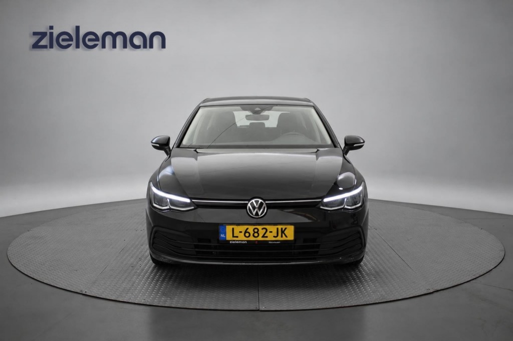 Volkswagen Golf (L682JK) met abonnement