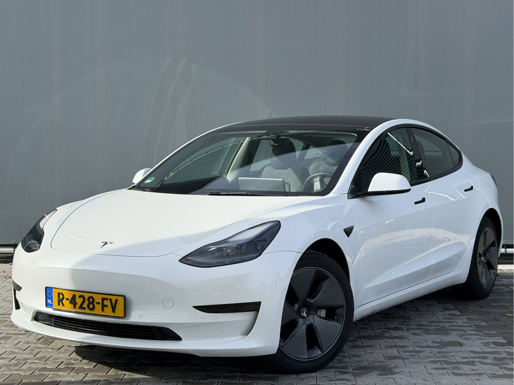 Tesla Model 3 (R428FV) met abonnement