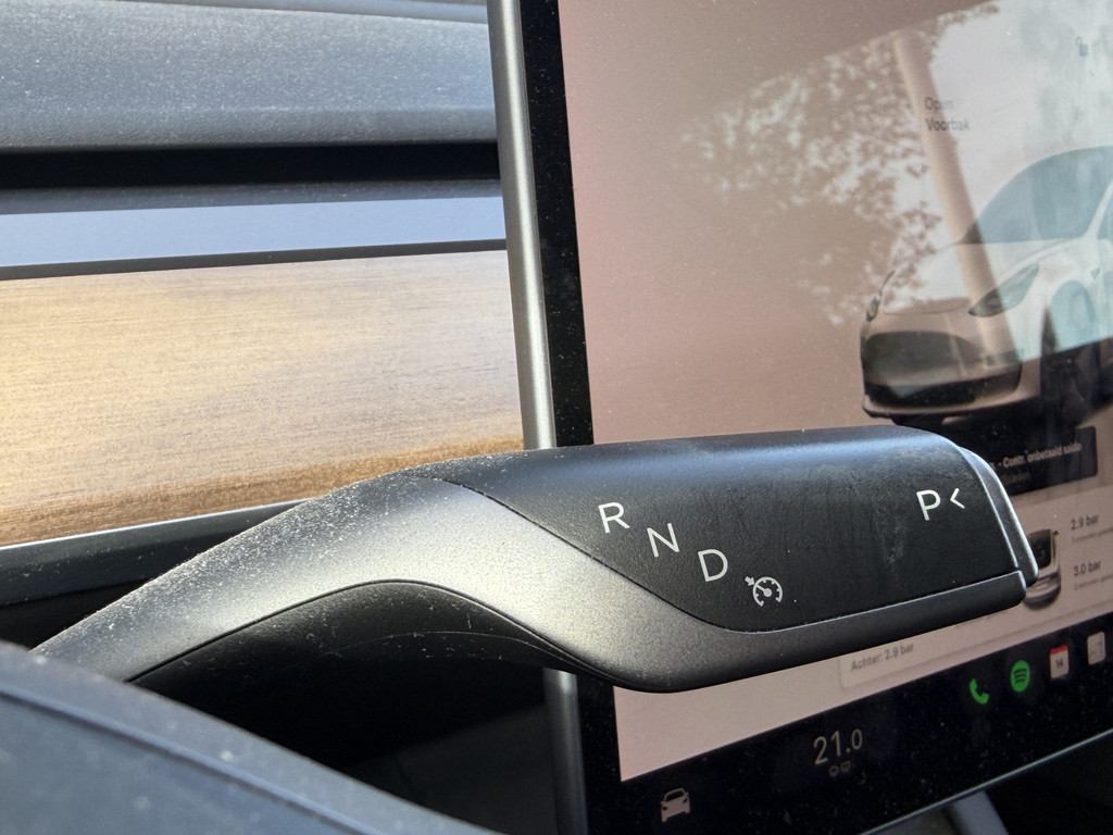 Tesla Model 3 (R428FV) met abonnement