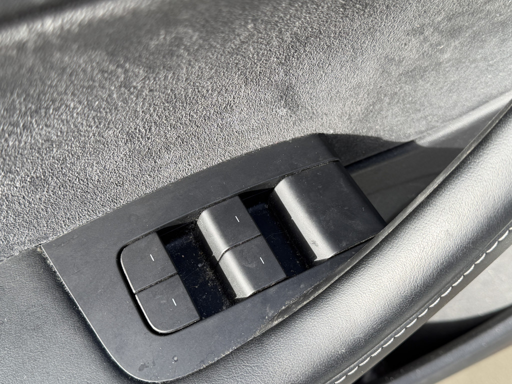 Tesla Model 3 (R428FV) met abonnement
