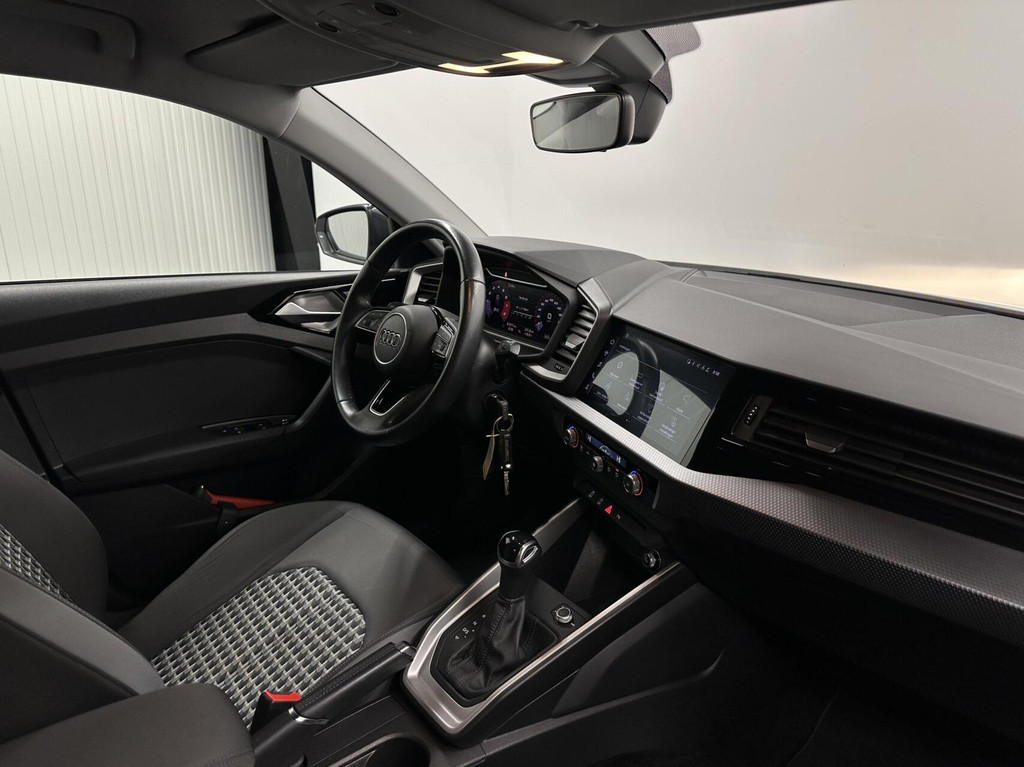 Audi A1 (L596JK) met abonnement