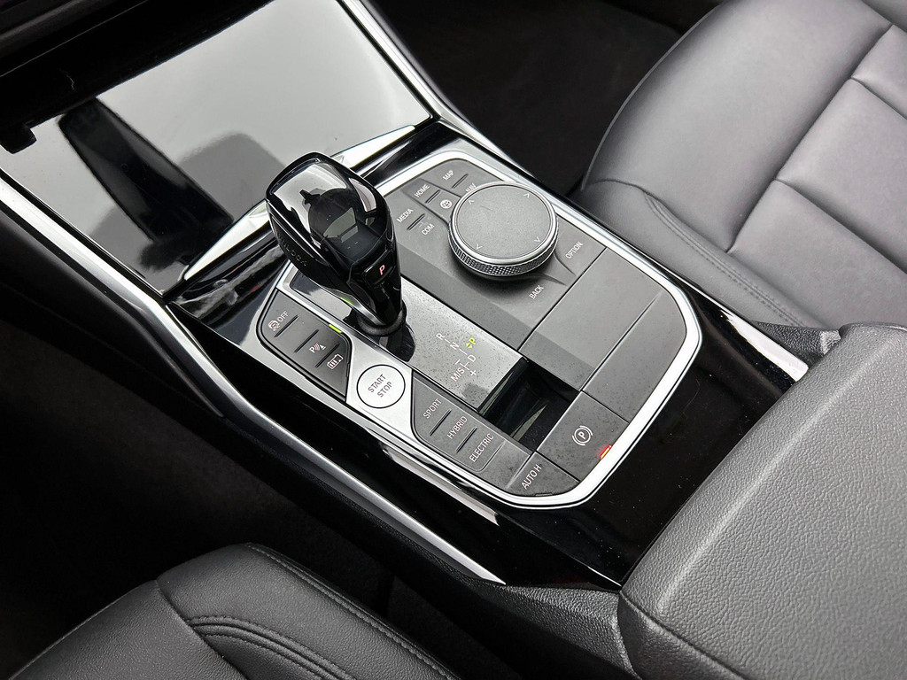 BMW 3 Serie touring (KZH26H) met abonnement