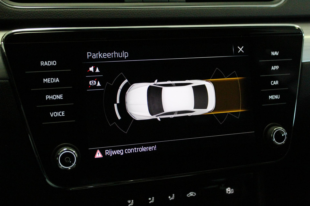 ŠKODA Superb (P356VD) met abonnement