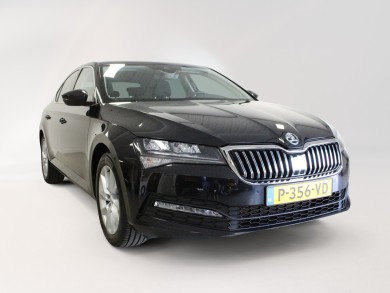 ŠKODA Superb (P356VD) met auto abonnement