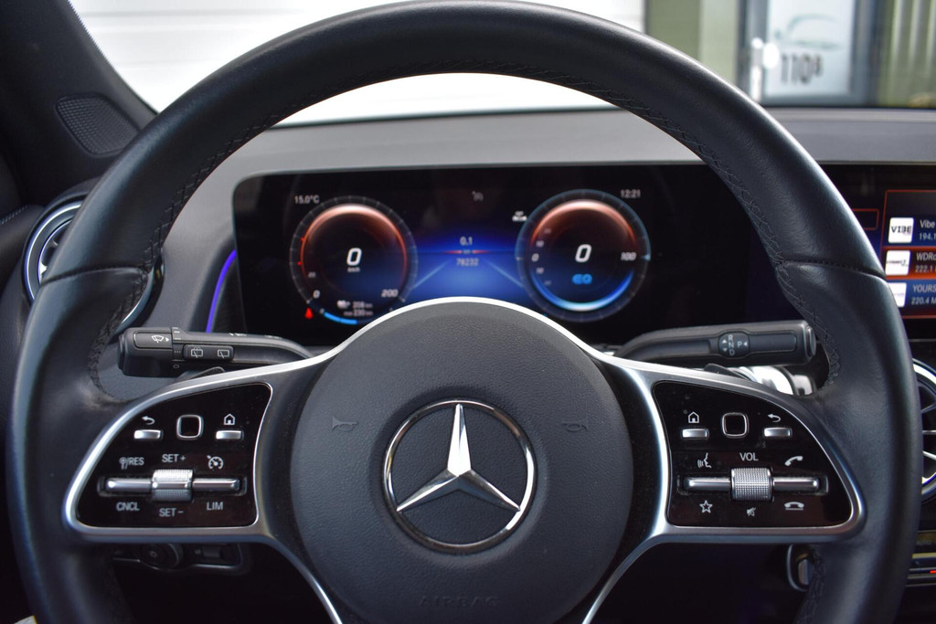 Mercedes-Benz EQB (R661TS) met abonnement