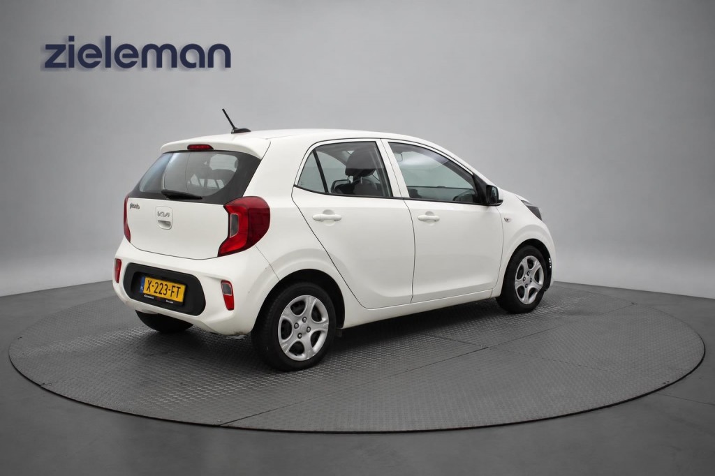 Kia Picanto (X223FT) met abonnement