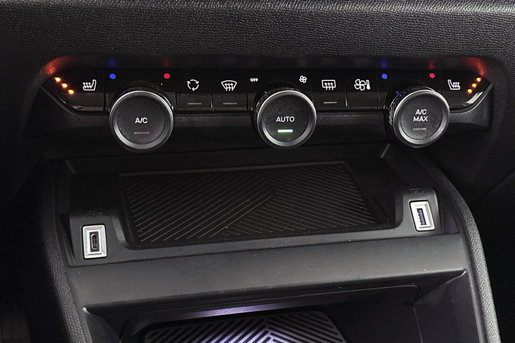 Citroën Ë-C4 (Z189NR) met abonnement