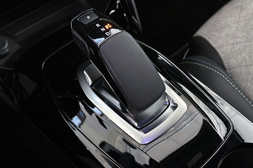 Peugeot e-2008 (L249TB) met abonnement