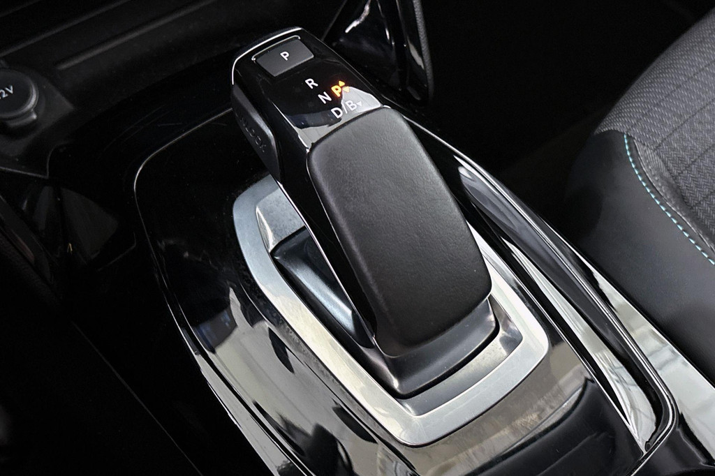 Peugeot e-2008 (N329XS) met abonnement