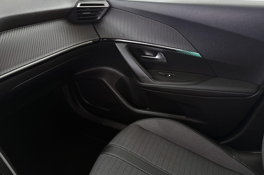 Peugeot e-2008 (N329XS) met abonnement