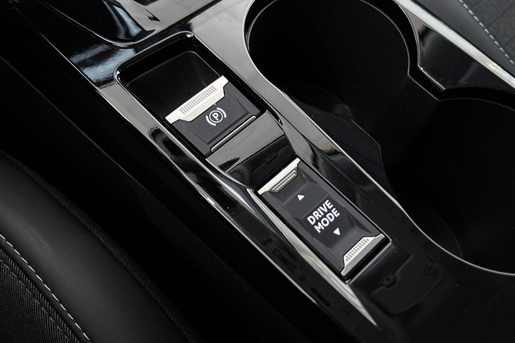 Peugeot e-2008 (N329XS) met abonnement