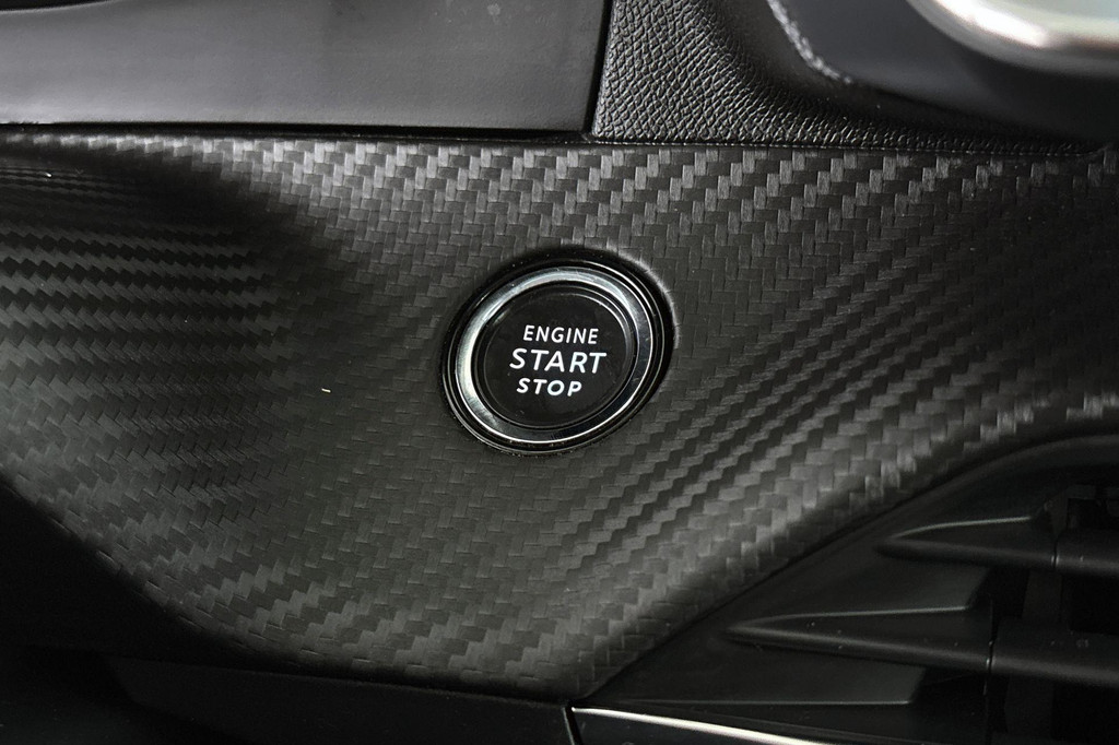 Peugeot e-2008 (N329XS) met abonnement